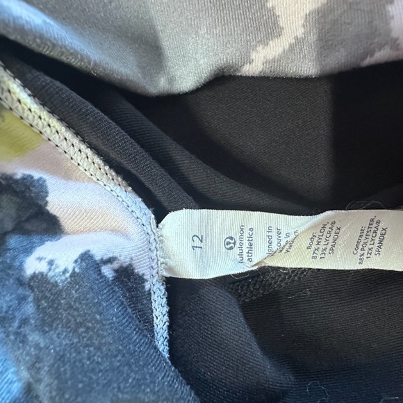 Lululemon Black Athletic Shorts with Multicolor Waistband - Picture 6 of 8